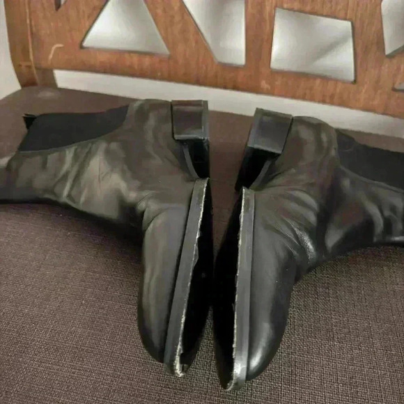 Vince black leather ankle boots used like a new Size 8 - Picture 5 of 12